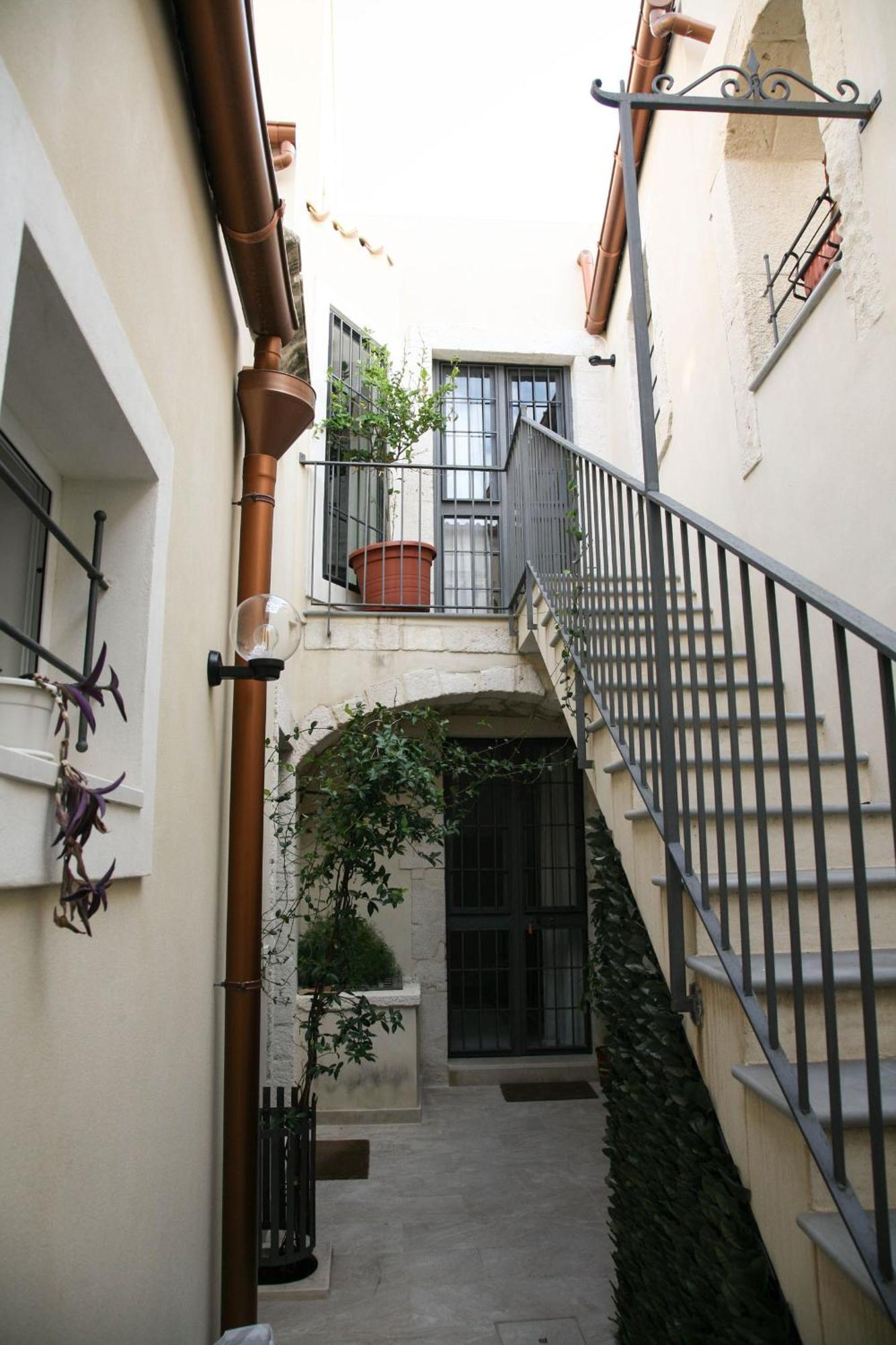 Lanterne Magiche Ortigia - Dependances Apartment Syracuse Exterior photo